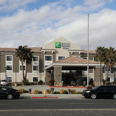 Holiday Inn Express Hotel & Suites Hesperia, An Ihg Hotel Eksteriør billede