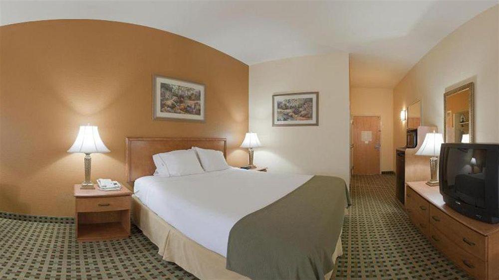 Holiday Inn Express Hotel & Suites Hesperia, An Ihg Hotel Eksteriør billede