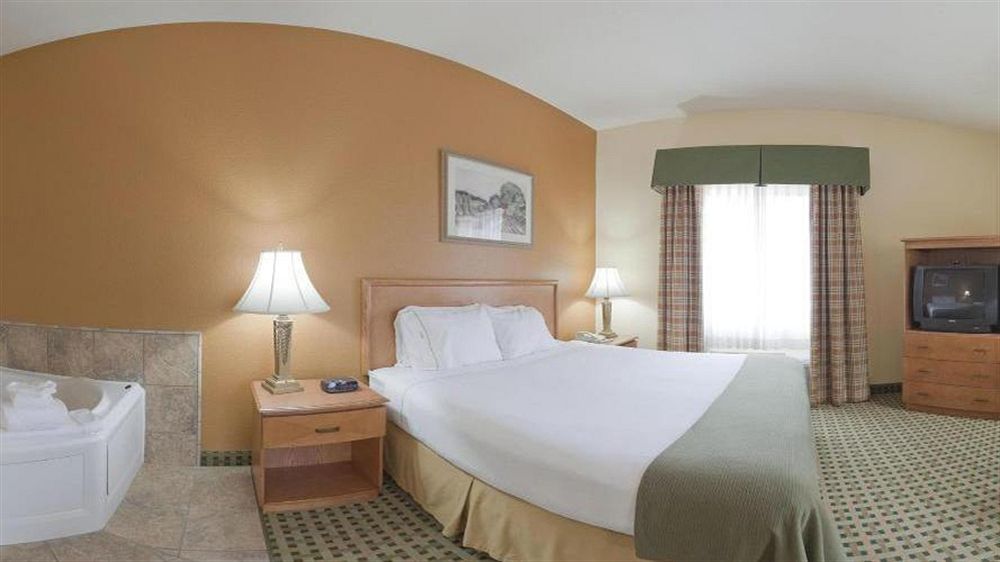 Holiday Inn Express Hotel & Suites Hesperia, An Ihg Hotel Eksteriør billede